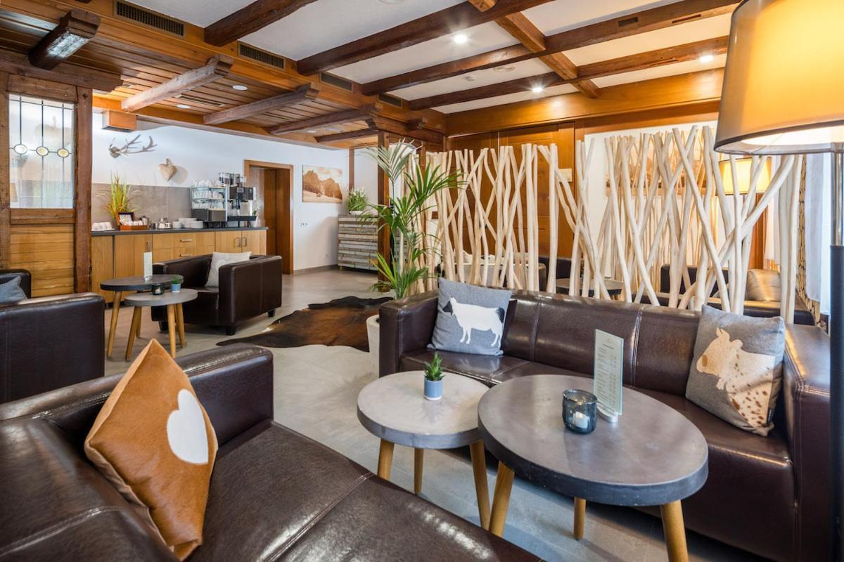 Neo Hotel Linde Esslingen Esslingen am Neckar Bagian luar foto